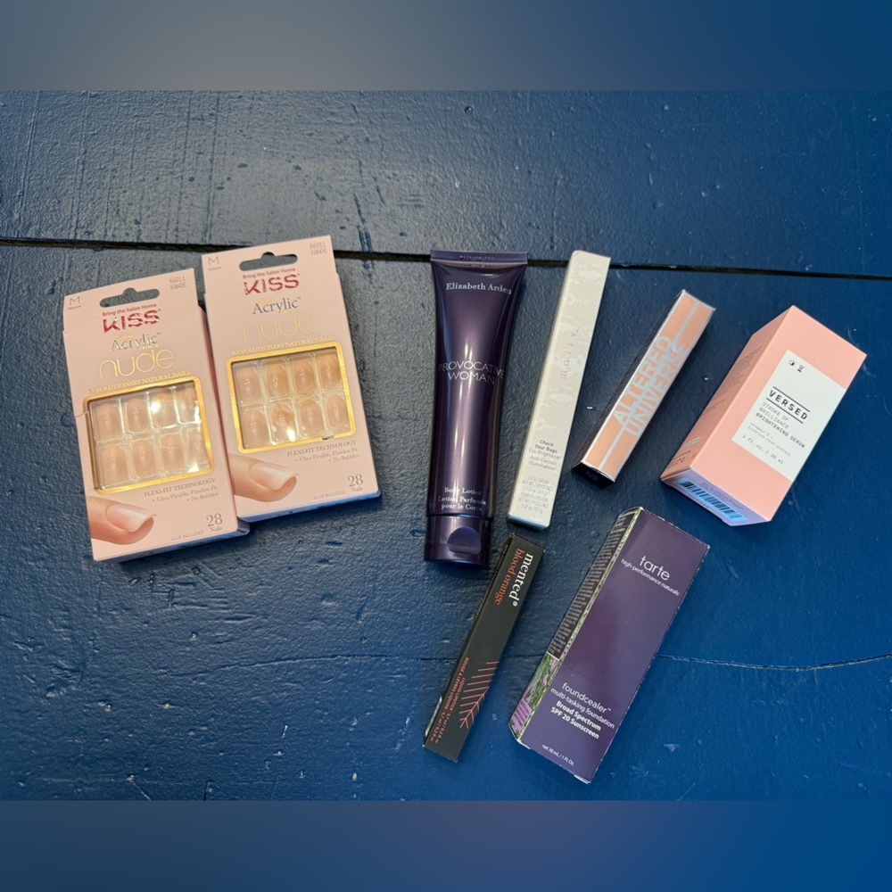 NWT 8 Piece Skin Care/Beauty Bundle